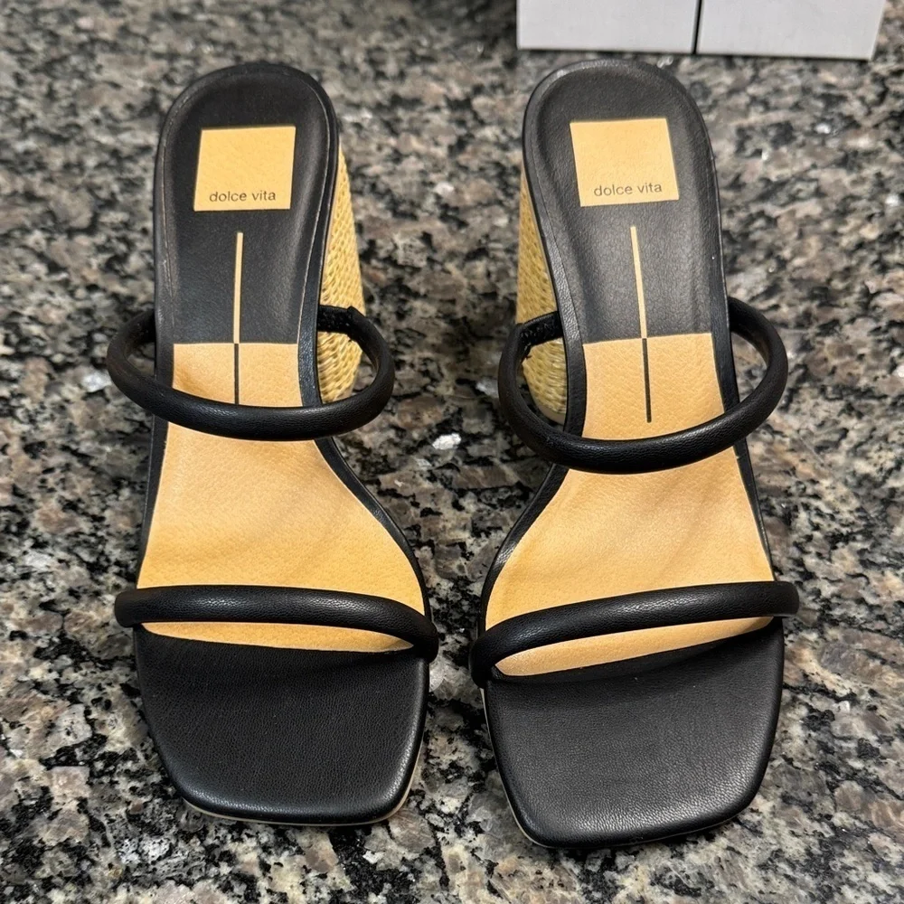 Dolce Vita Black Stella rattan wrapped Block Heel Sandals NWT 8.5